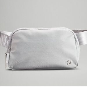 lululemon Silver everywhere Belt Bag